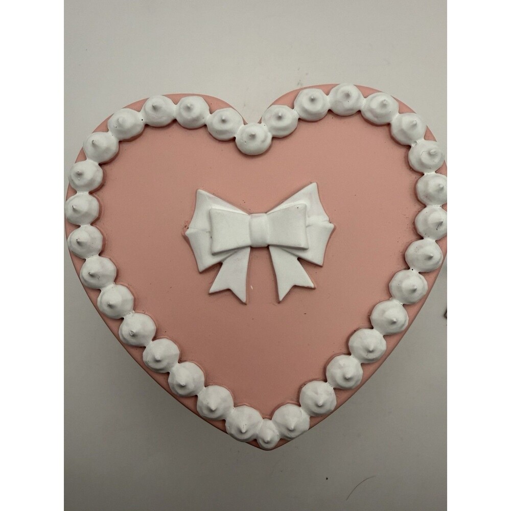 Pink Heart Shaped Trinket Jewelry Box Bow White Icing Decor Made in China